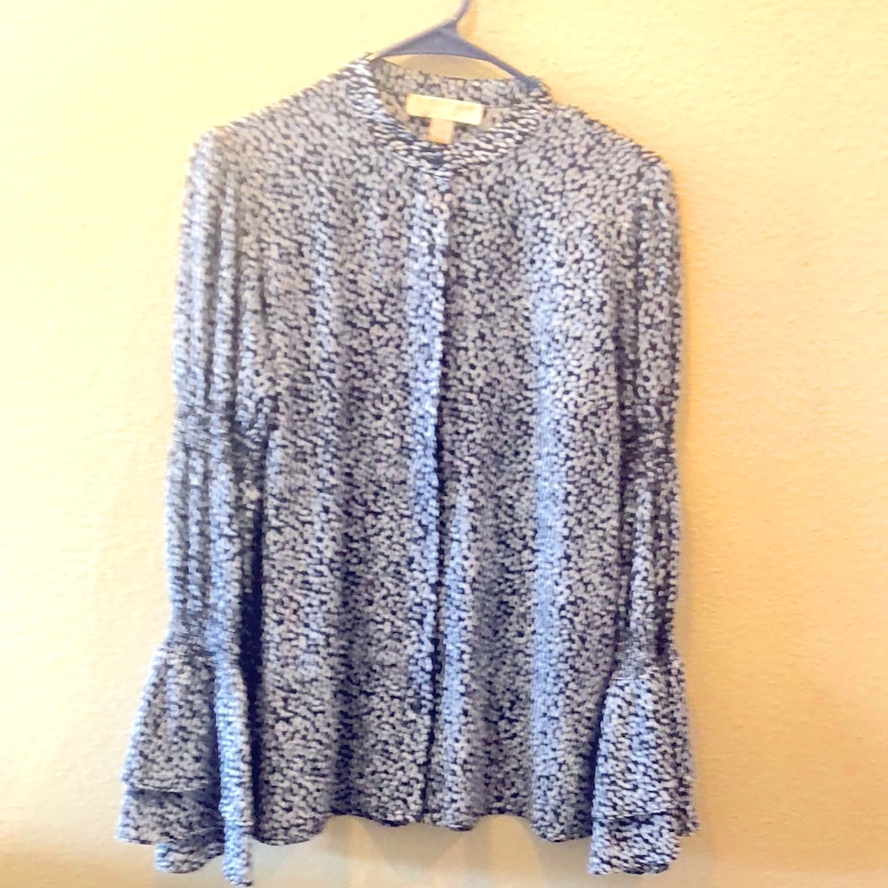 Michael Kors.. Beautiful 2 piece make mini skirt and top.